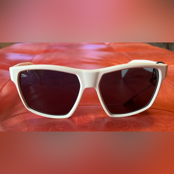 Rag & Bone RNB5048/S Stylish White Sunglasses